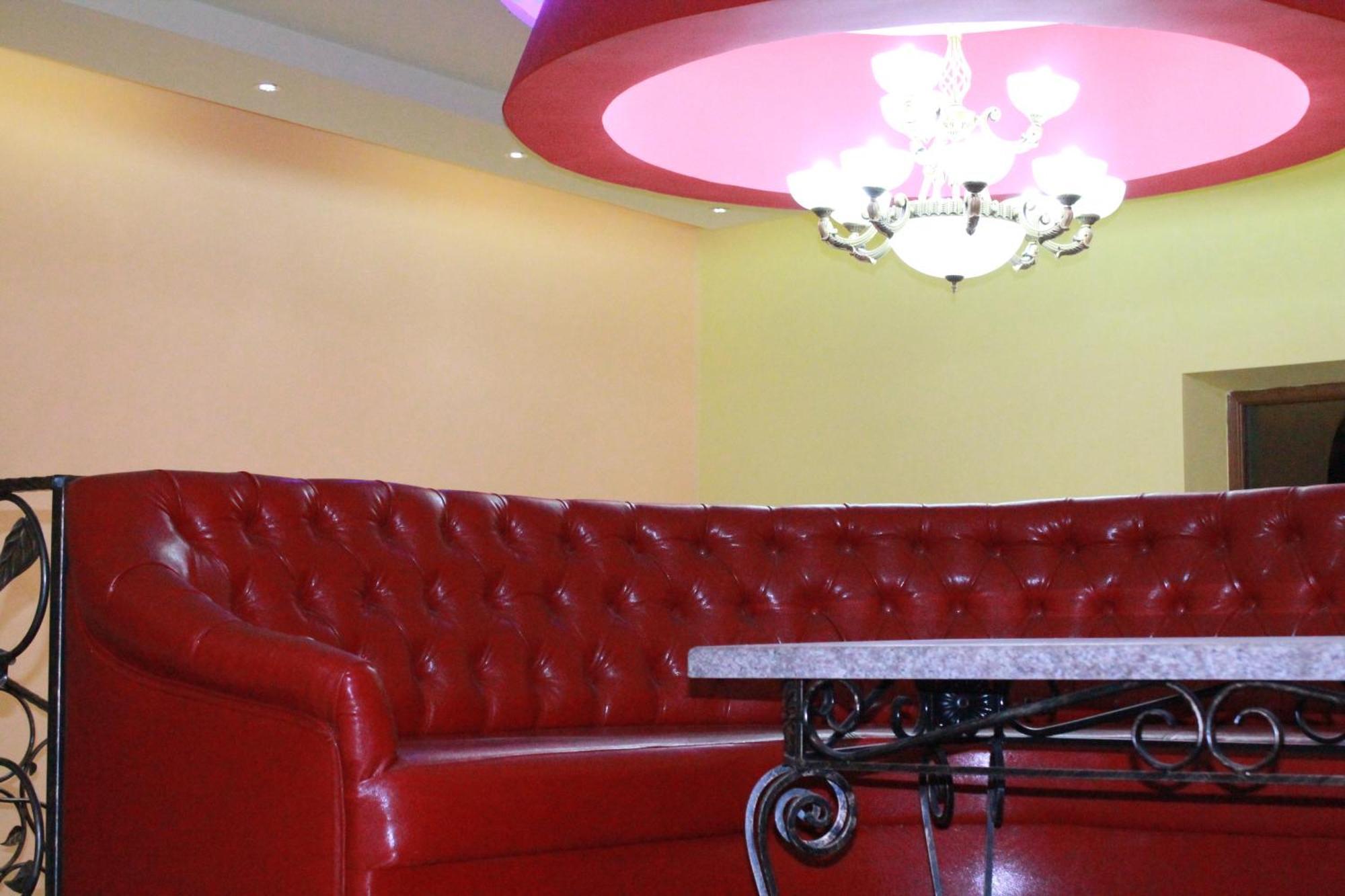Princ Plaza Hotel Erévan Extérieur photo