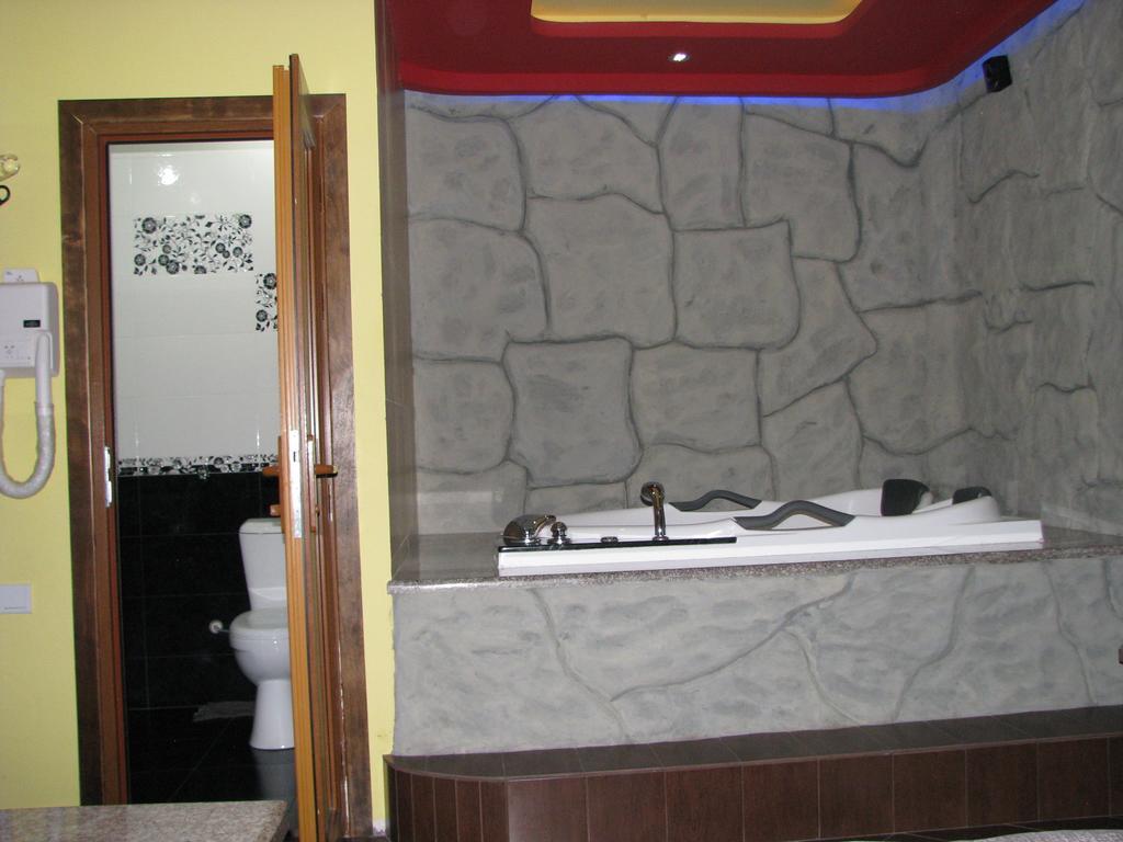 Princ Plaza Hotel Erévan Chambre photo