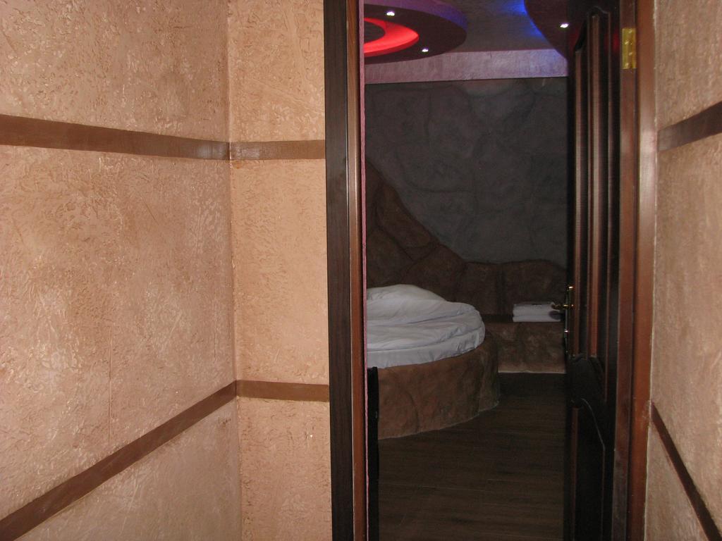 Princ Plaza Hotel Erévan Chambre photo