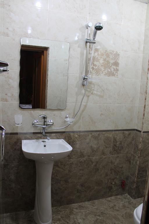 Princ Plaza Hotel Erévan Chambre photo